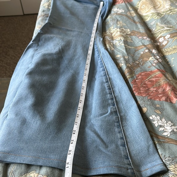 Free People stretch flare jeans - Picture 12 of 12